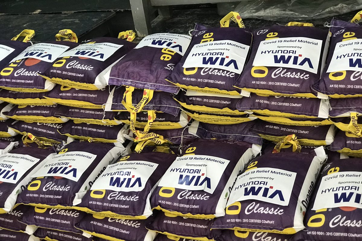 Ration distribution to families affected by HIV/AIDS